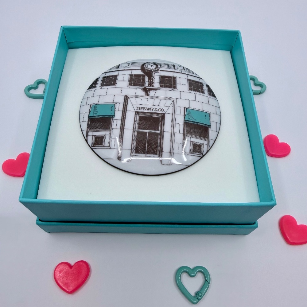 NEW RARE Tiffany & Co. Flagship Facade Trinket Round Porcelain Box